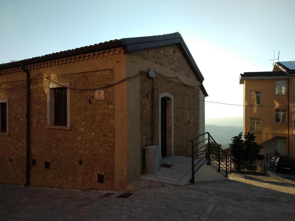 Palazzo Petrilli — Trevico